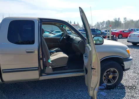 2001 Toyota Tundra Sr5 V8 from USA, damaged, VIN 5TBBT44171S126602